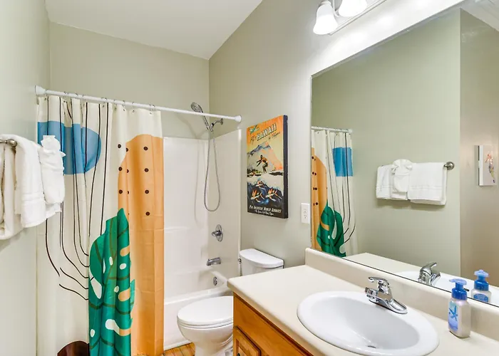 Holiday home 'our Happy Place' Zero-entry Pool & Tennis Access Gulf Shores